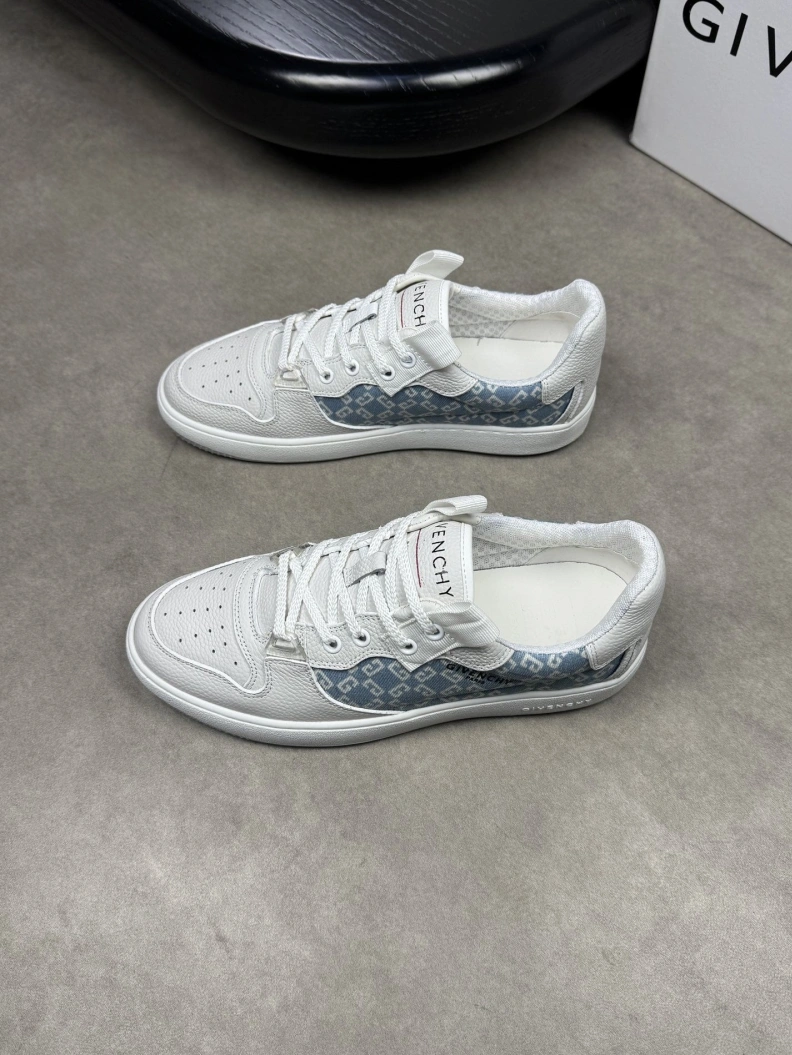 Comfortable Gxvxnchy Sneakers 152592