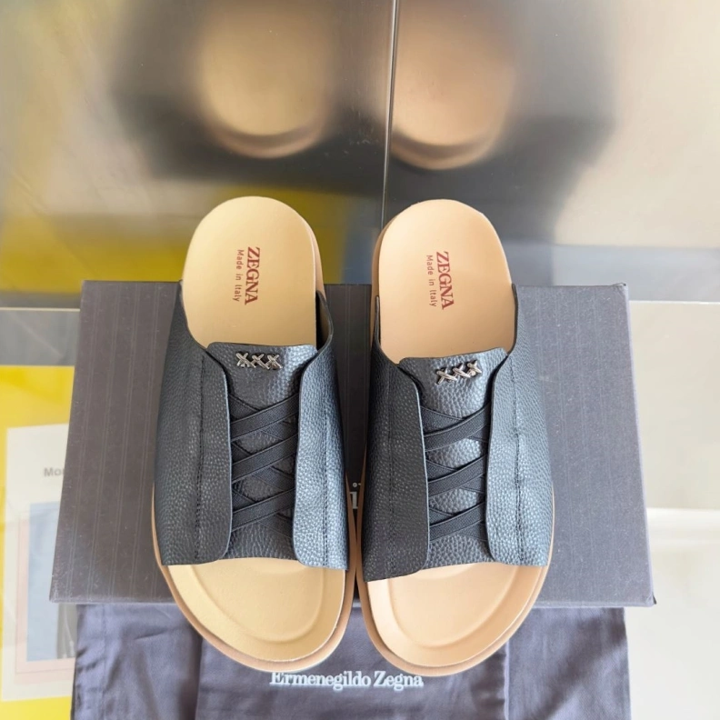 AllSeason Othxr Slippers 211827