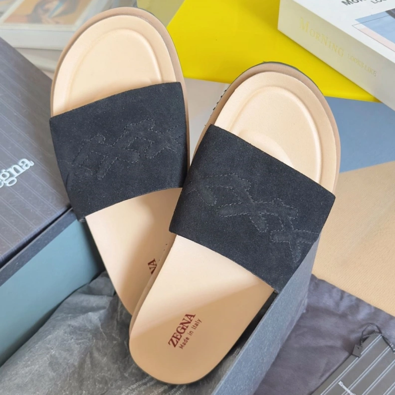 Othxr Slippers ModernLook 211822
