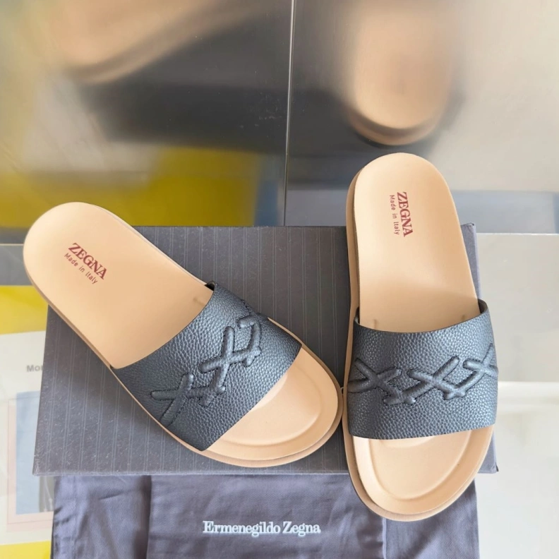 DailyWear Othxr Slippers 211825