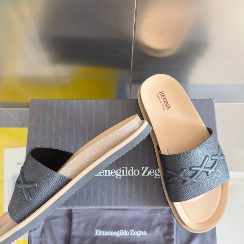 DailyWear Othxr Slippers 211825