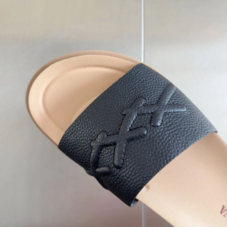 DailyWear Othxr Slippers 211825