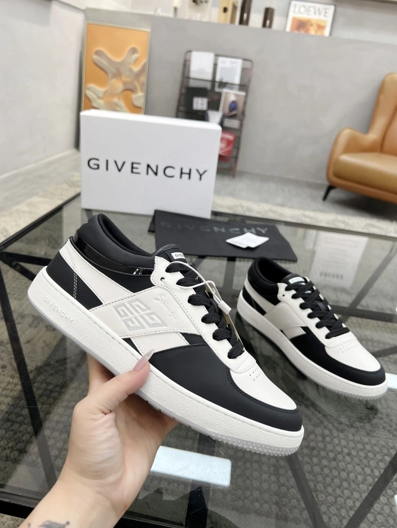 Gxvxnchy Sneakers Cozy 152588