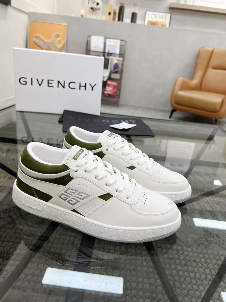 Affordable Gxvxnchy Sneakers 152586