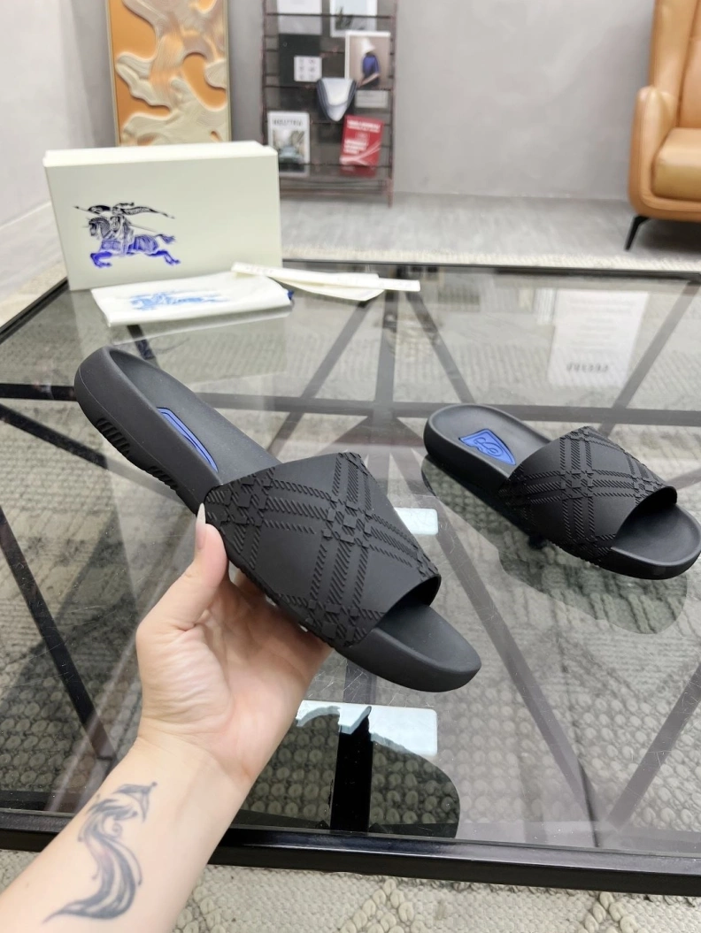 Bxrbxrry Slippers EasyMatch 114799