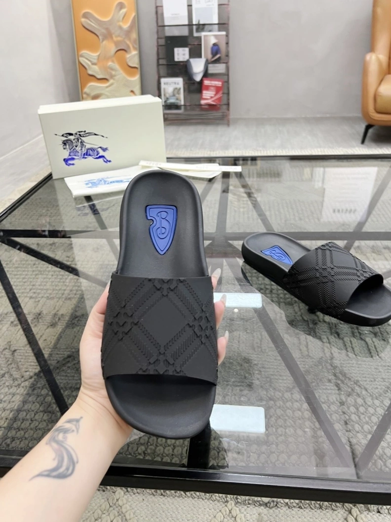 Bxrbxrry Slippers EasyMatch 114799