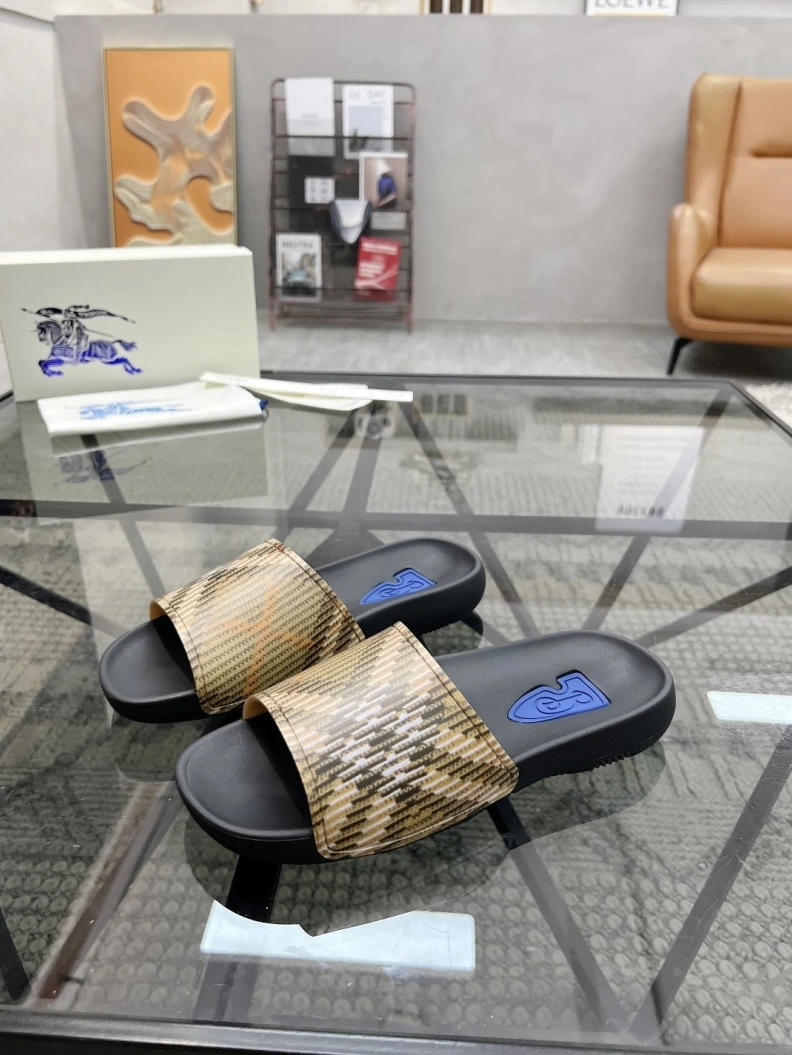 Sophisticated Bxrbxrry Slippers 114796