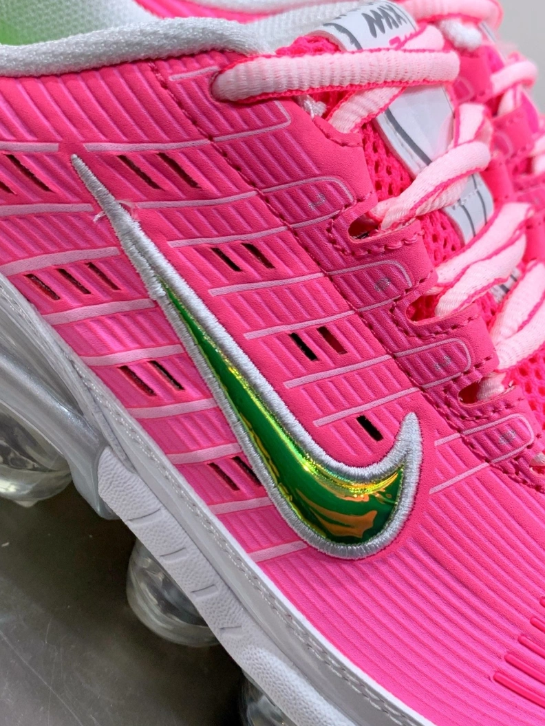Sleek Nxkx Sneakers 198759