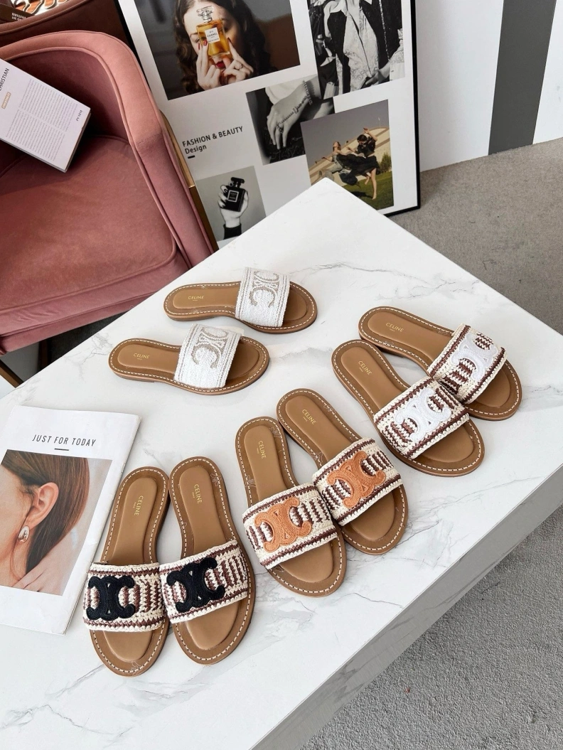 Bold Cxlxne Slippers 116037