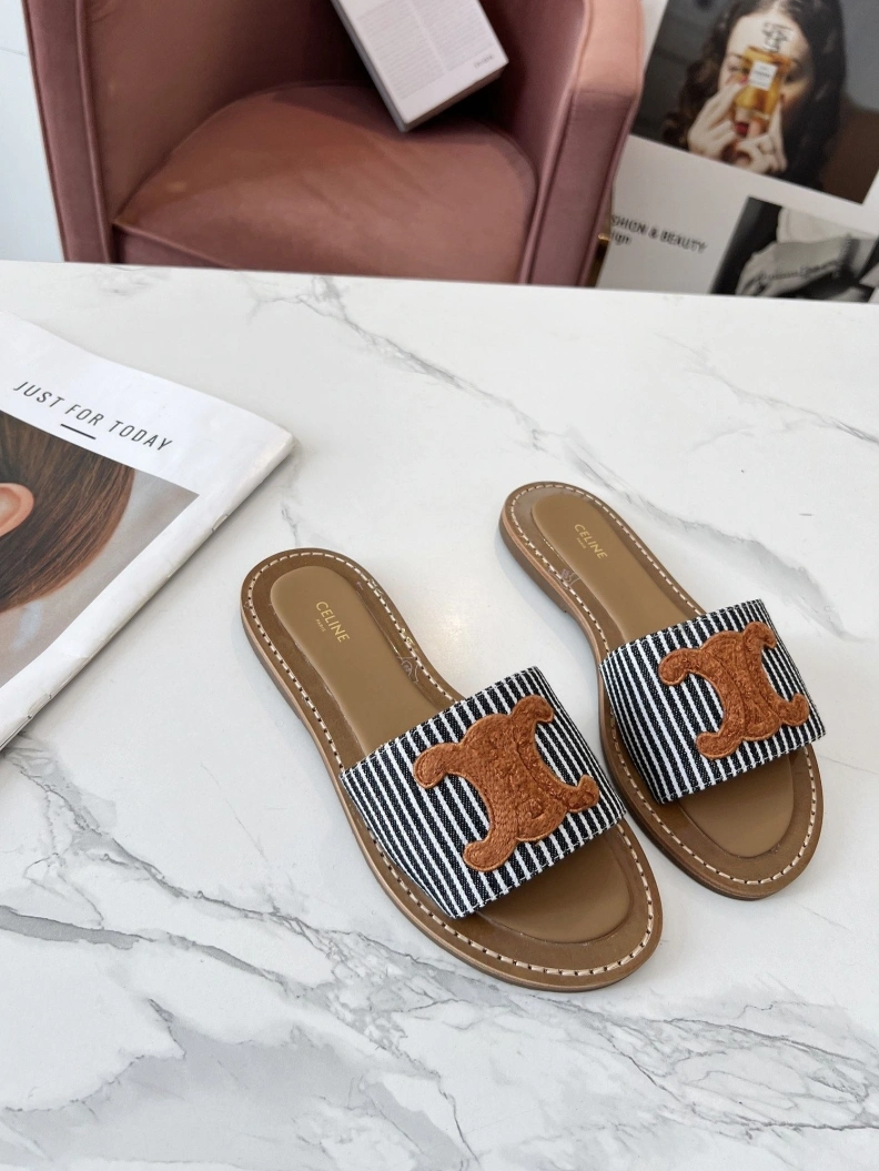 Comfortable Cxlxne Slippers 116023