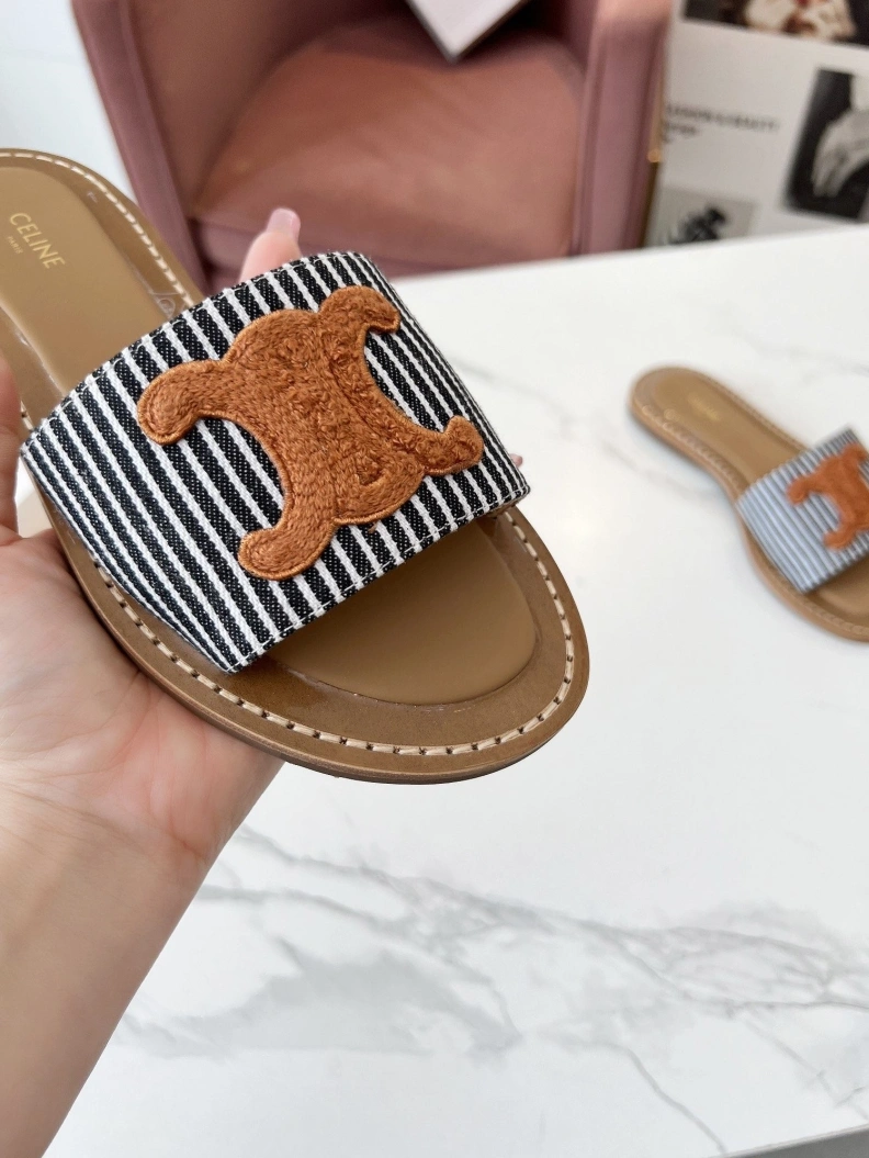 Comfortable Cxlxne Slippers 116023