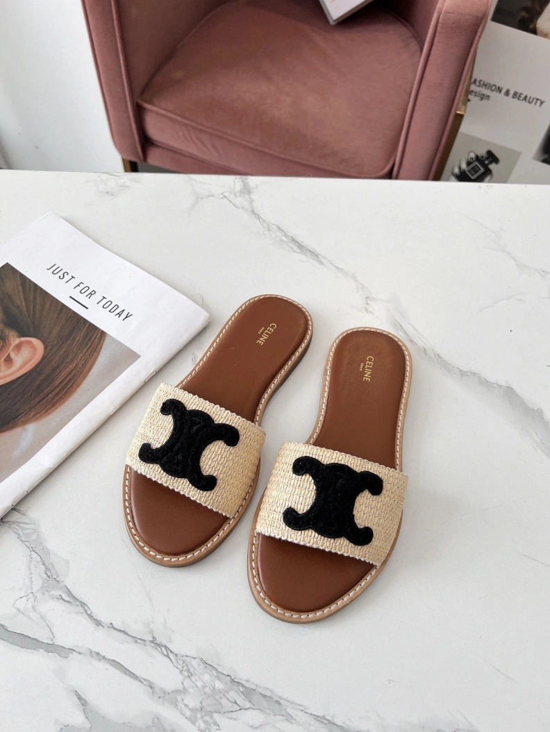 Durable Cxlxne Slippers 116019