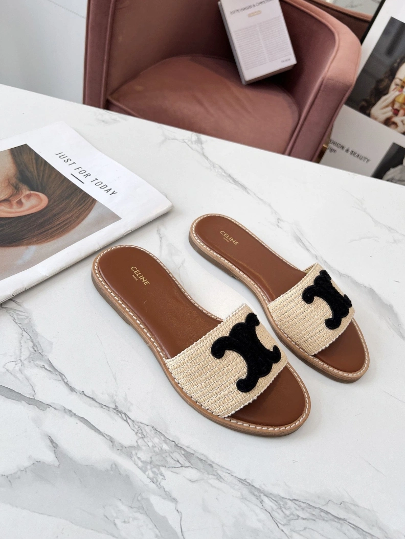 Durable Cxlxne Slippers 116019