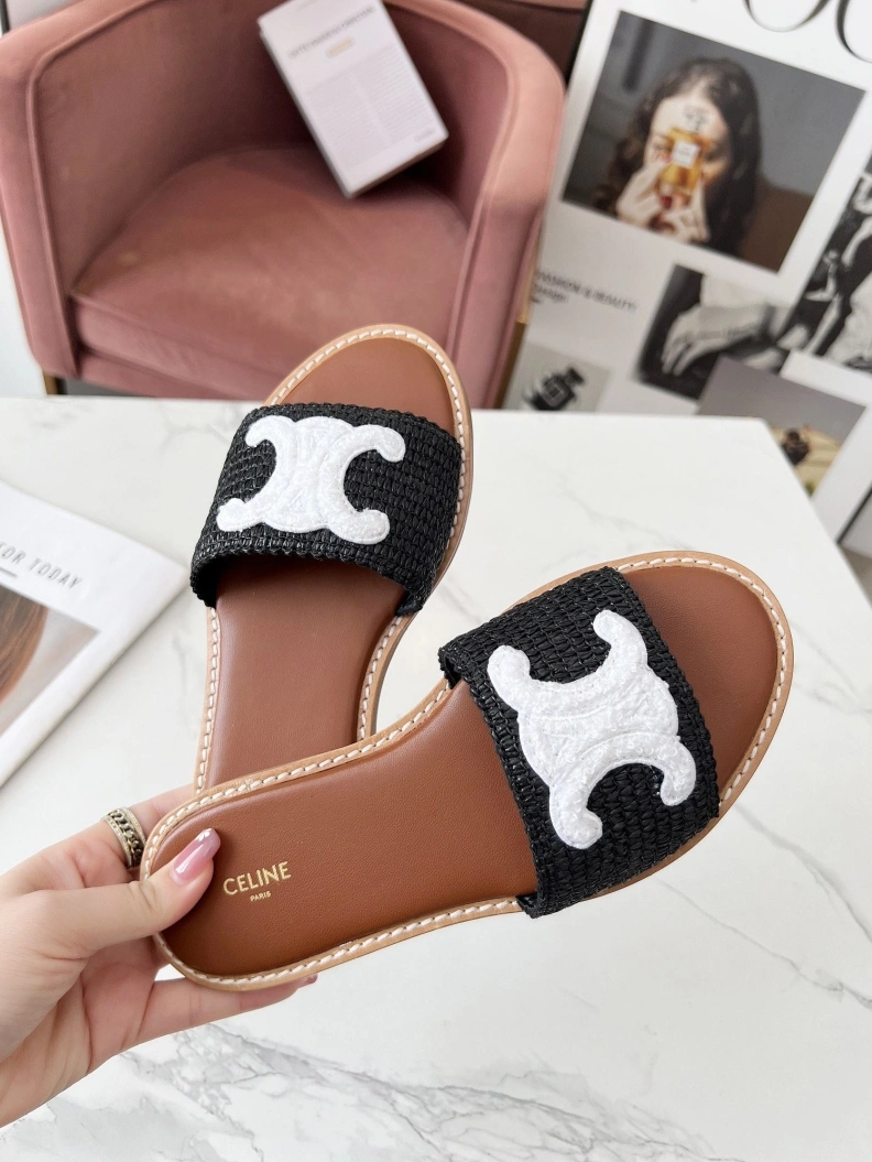 Practical Cxlxne Slippers 116014