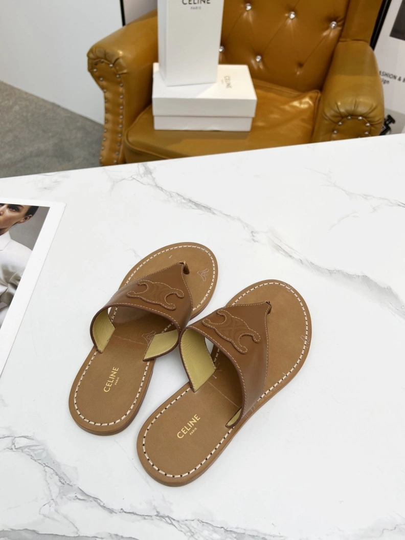 Bold Cxlxne Slippers 116003