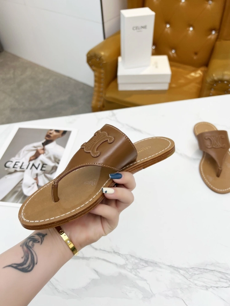 Bold Cxlxne Slippers 116003