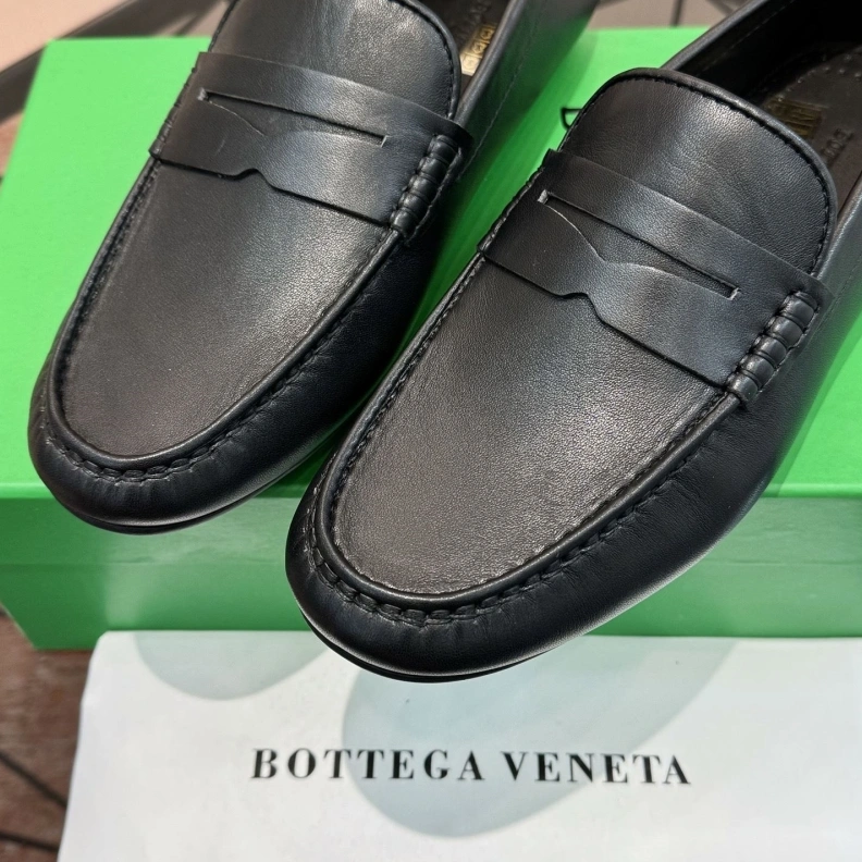 Refined Bxttxga Vxnxta Leather Shoes 112539