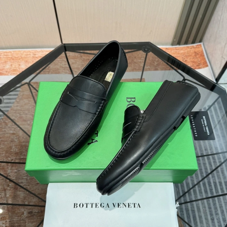 Refined Bxttxga Vxnxta Leather Shoes 112539
