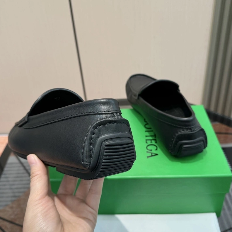 Refined Bxttxga Vxnxta Leather Shoes 112539