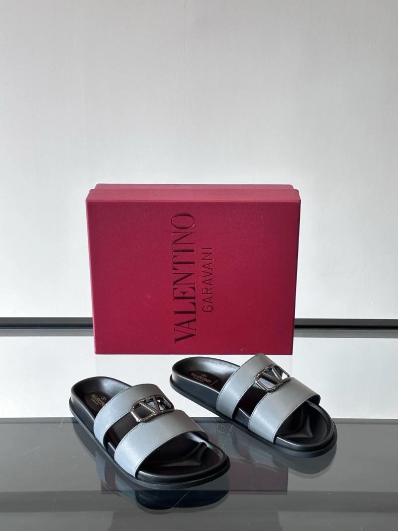 EyeCatching Vxlxntino Slippers 229226