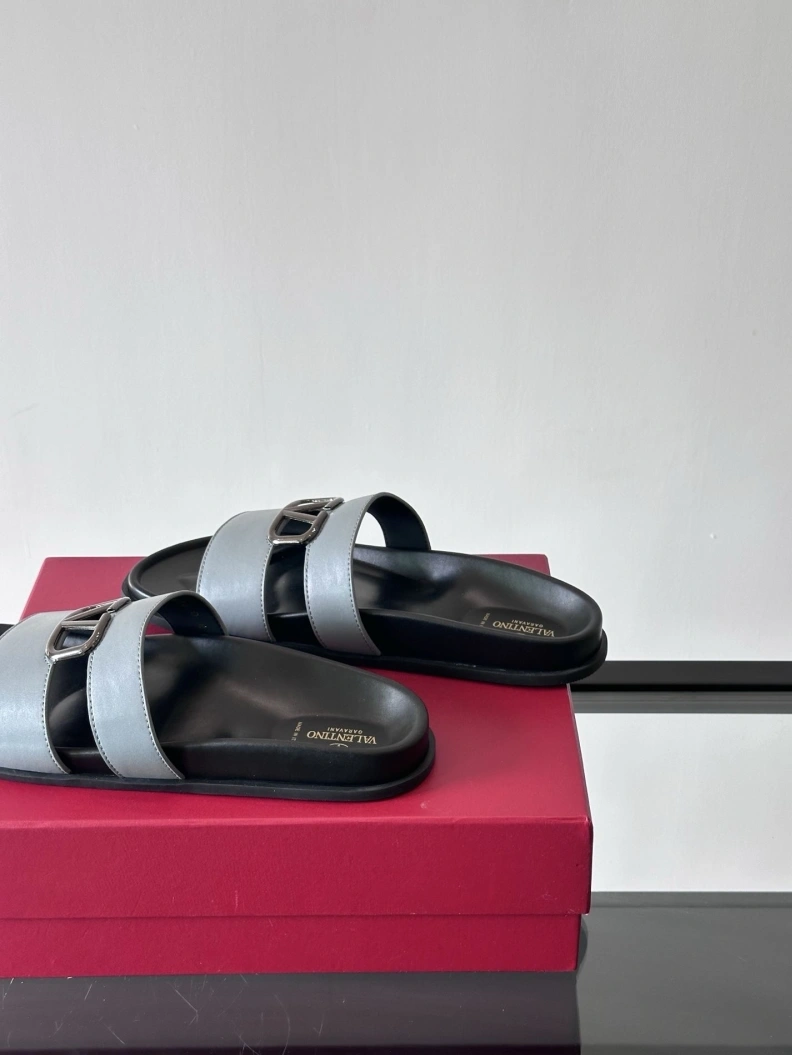 EyeCatching Vxlxntino Slippers 229226