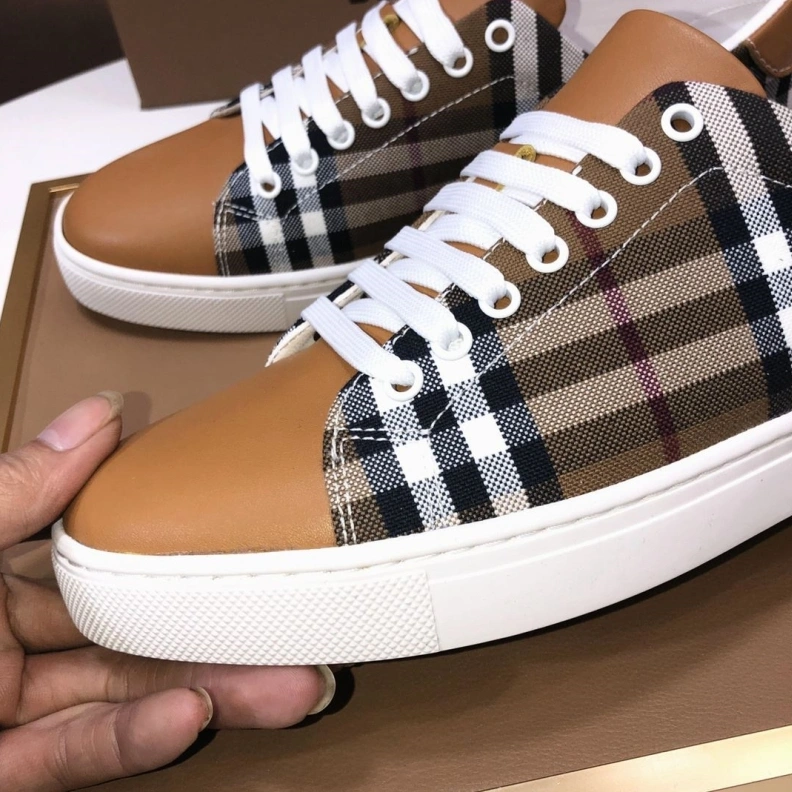 Bxrbxrry Sneakers Minimalist 114675