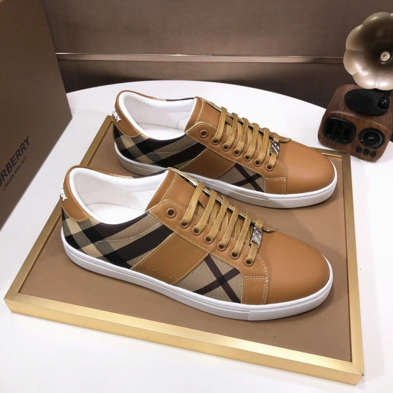 WellDesigned Bxrbxrry Sneakers 114672