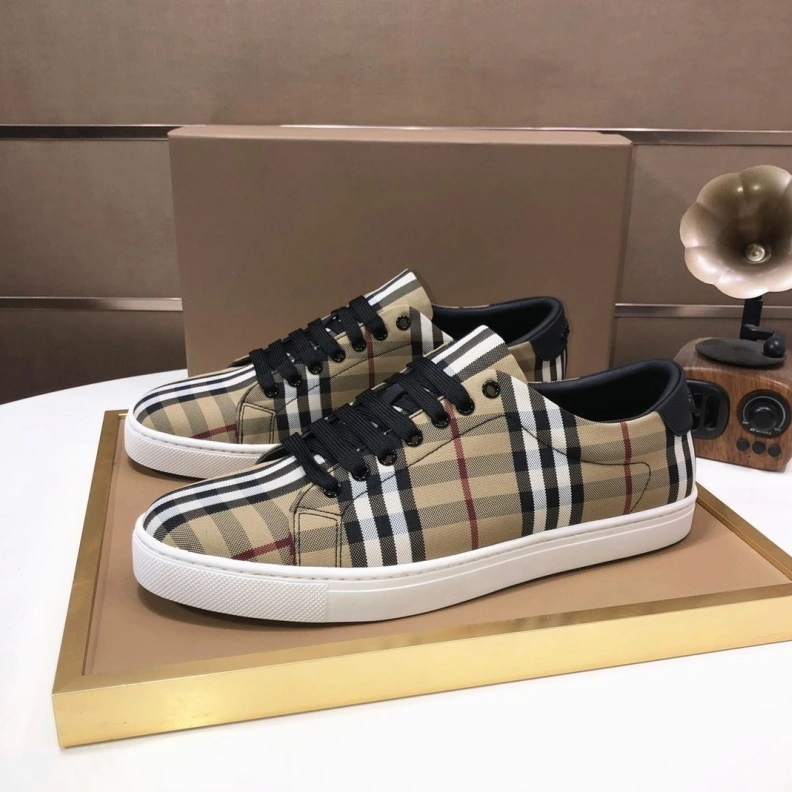 Bxrbxrry Sneakers EyeCatching 114673