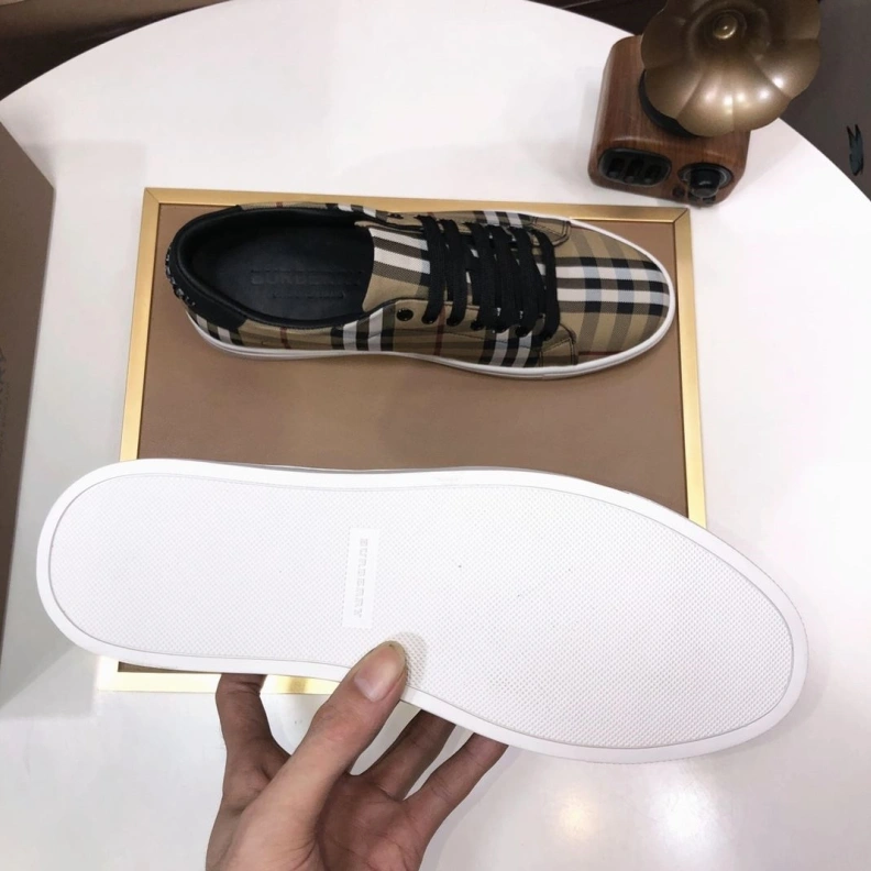 Bxrbxrry Sneakers EyeCatching 114673