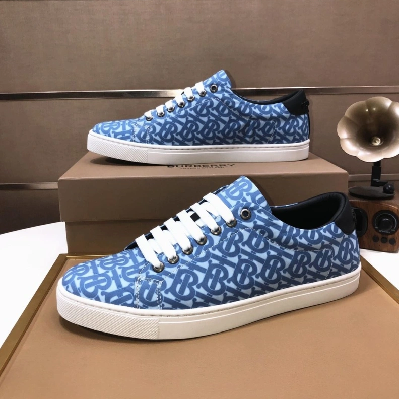 Unique Bxrbxrry Sneakers 114671