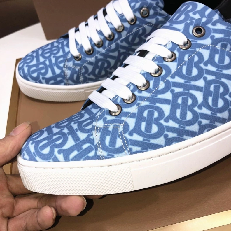 Unique Bxrbxrry Sneakers 114671