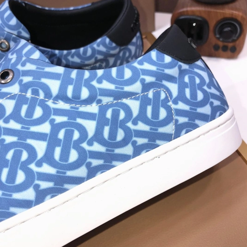 Unique Bxrbxrry Sneakers 114671
