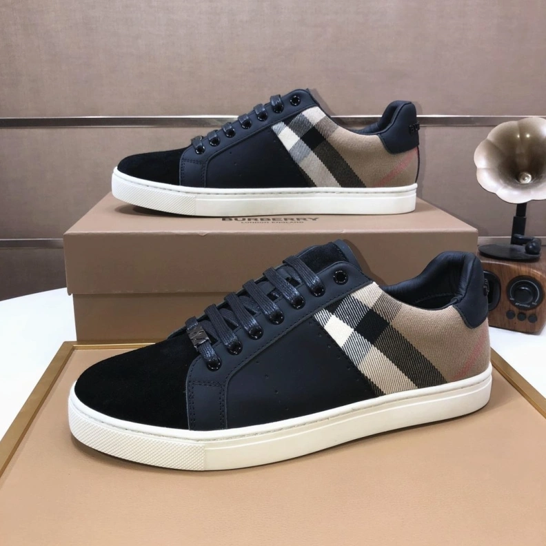 Soft Bxrbxrry Sneakers 114659