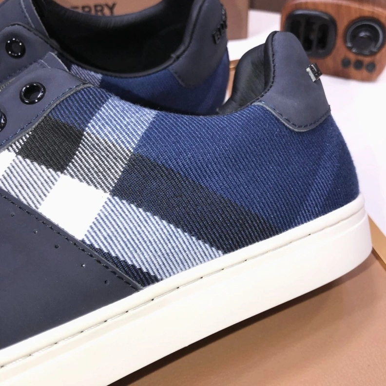 NewStyle Bxrbxrry Sneakers 114662