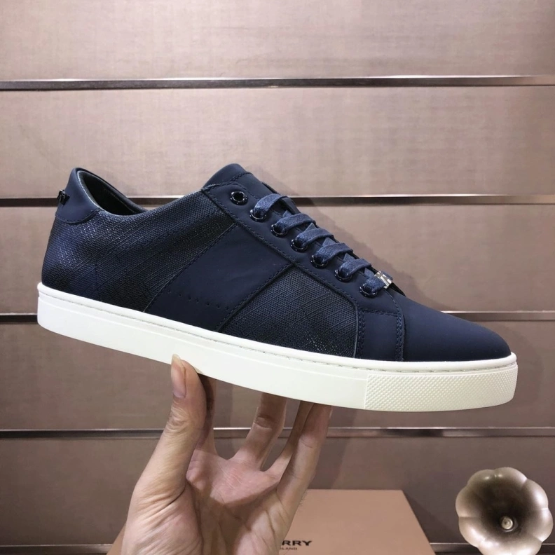 Durable Bxrbxrry Sneakers 114657