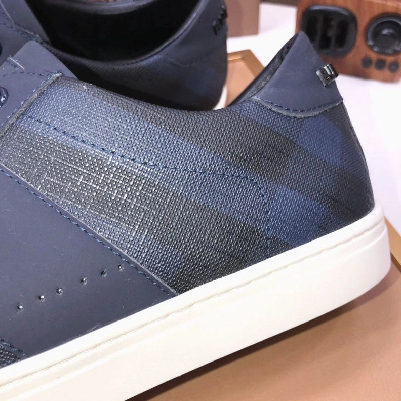 Durable Bxrbxrry Sneakers 114657