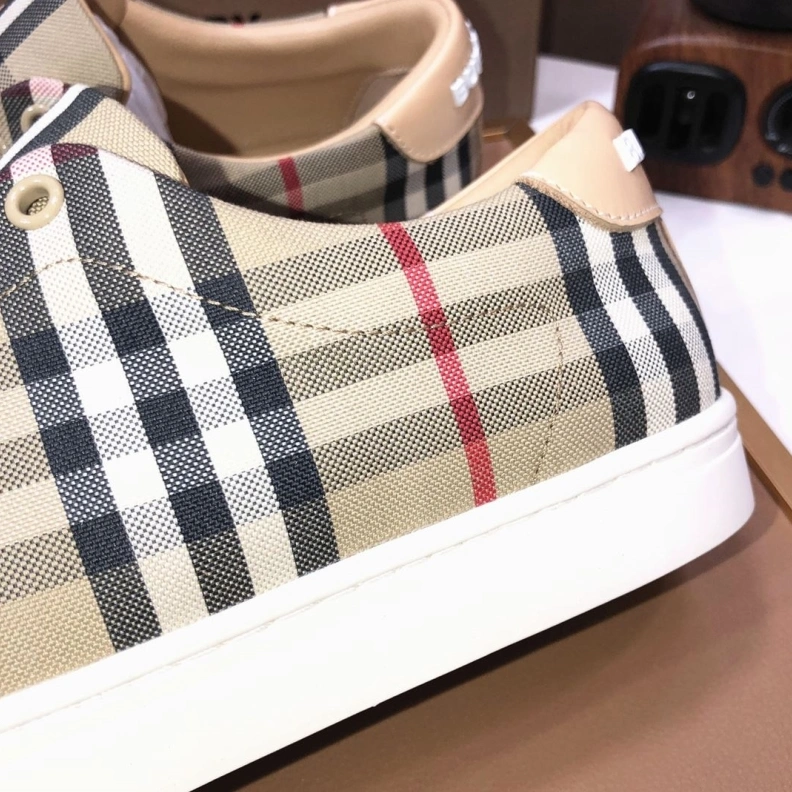 DailyWear Bxrbxrry Sneakers 114665