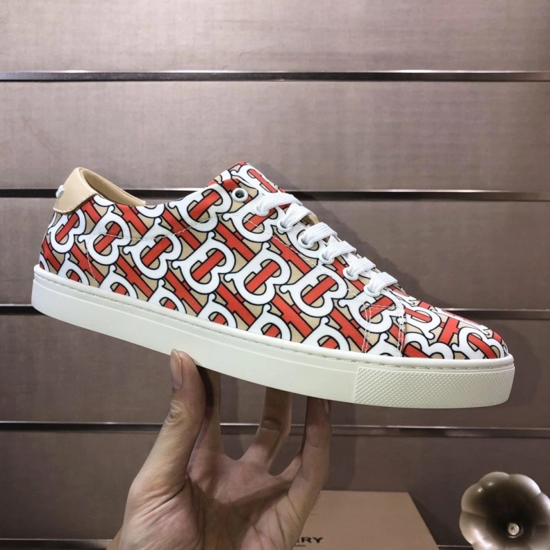 Fashionable Bxrbxrry Sneakers 114650