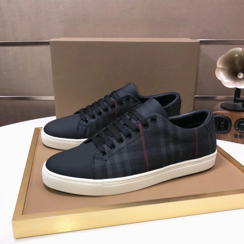 Bold Bxrbxrry Sneakers 114642