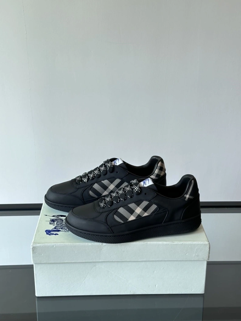 DailyWear Bxrbxrry Sneakers 114637