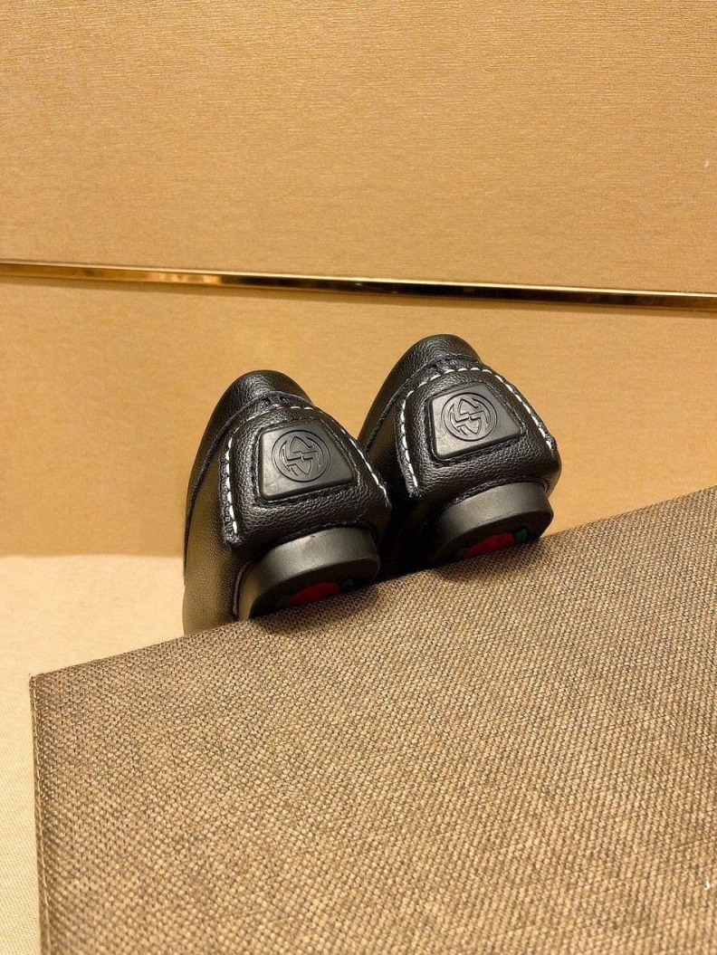 Resilient Gxccx Leather Shoes 156632