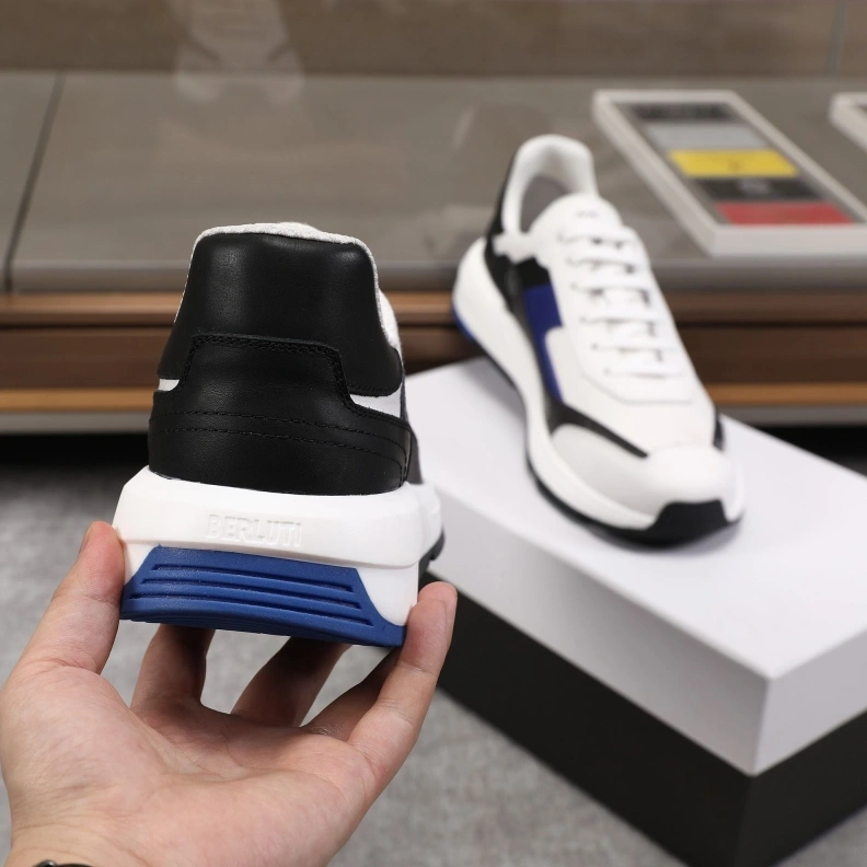 AllSeason Othxr Sneakers 211230