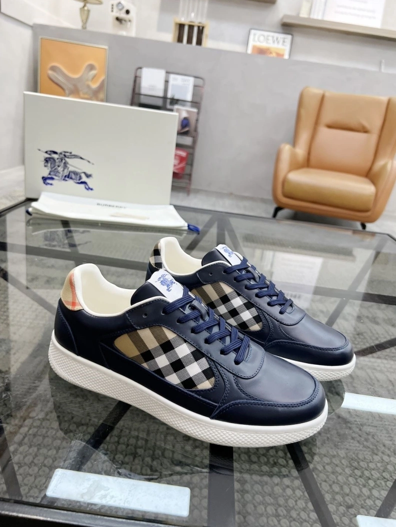 Comfortable Bxrbxrry Sneakers 114632