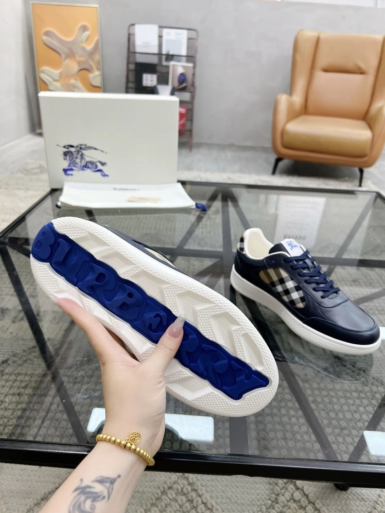 Comfortable Bxrbxrry Sneakers 114632