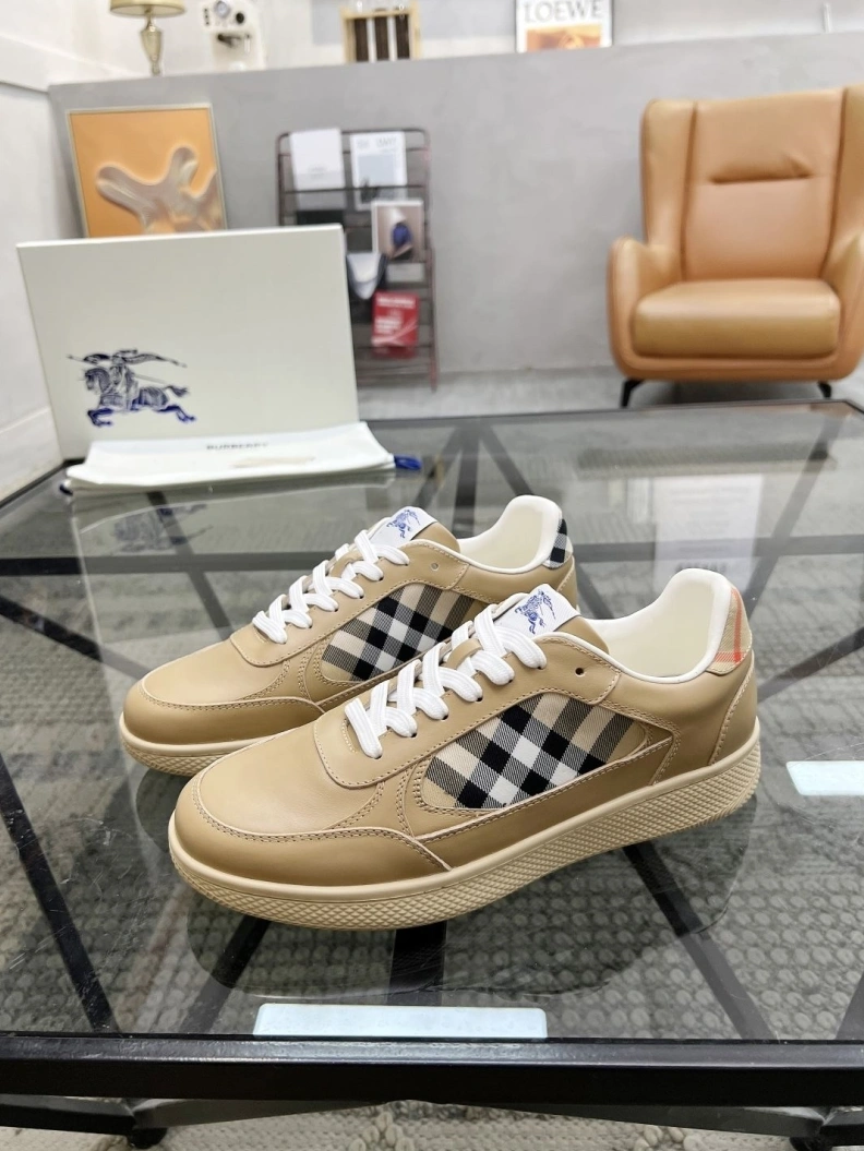 Bxrbxrry Sneakers Sleek 114627