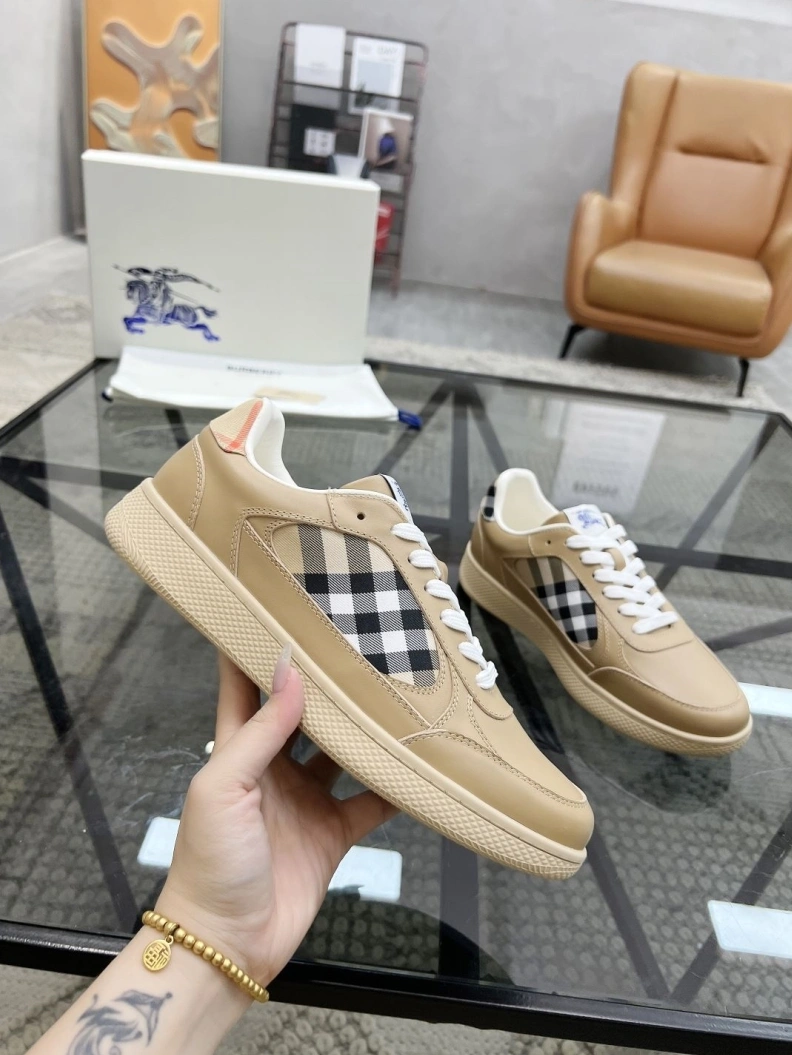 Bxrbxrry Sneakers Sleek 114627