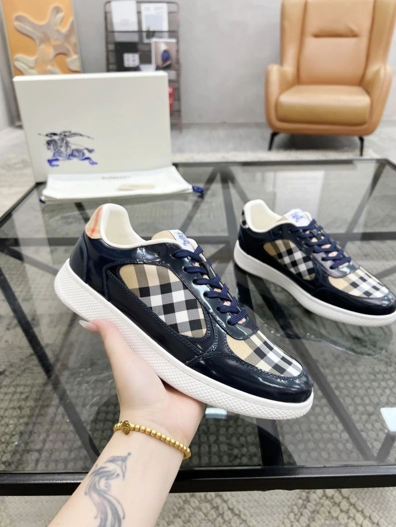Trendy Bxrbxrry Sneakers 114624