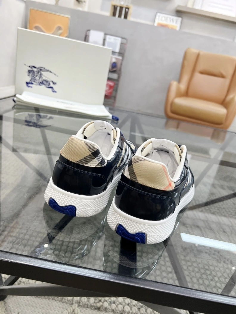 Trendy Bxrbxrry Sneakers 114624