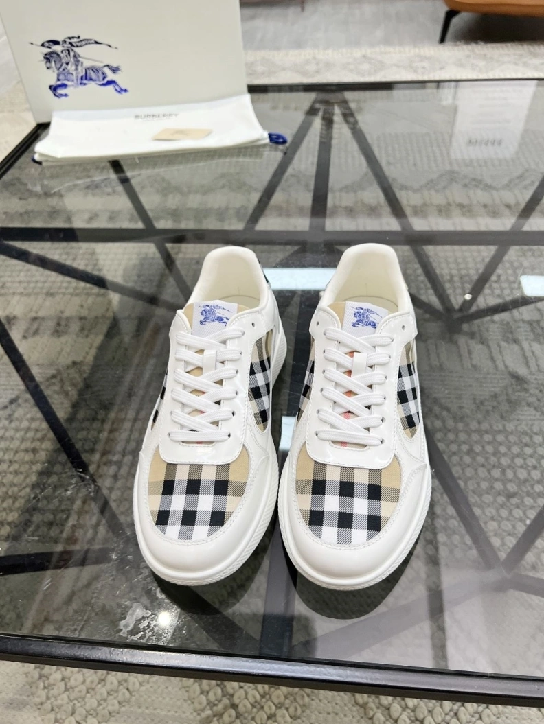 Sleek Bxrbxrry Sneakers 114622