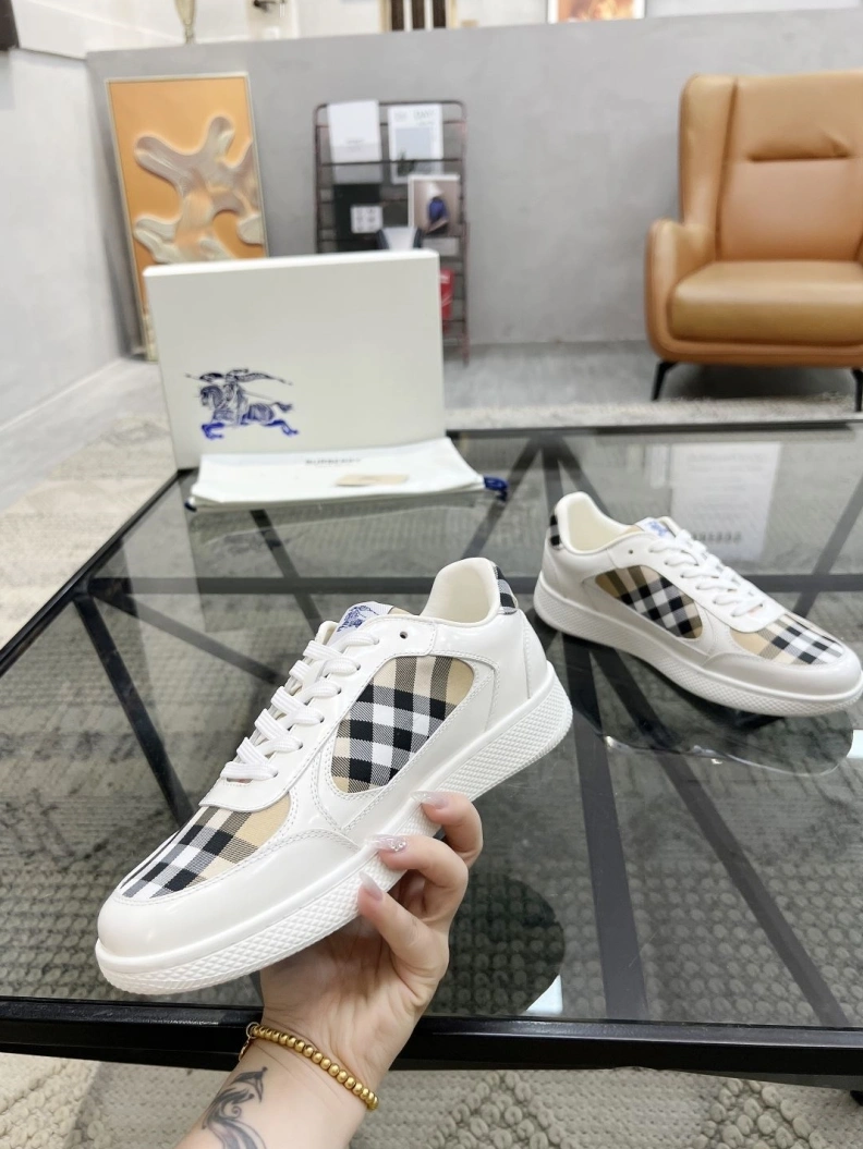 Sleek Bxrbxrry Sneakers 114622